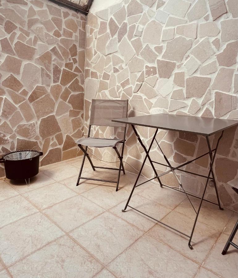 Lovely 2 Bedroom Rental Unit,Patio And Close Beach San Pietro in Bevagna Luaran gambar